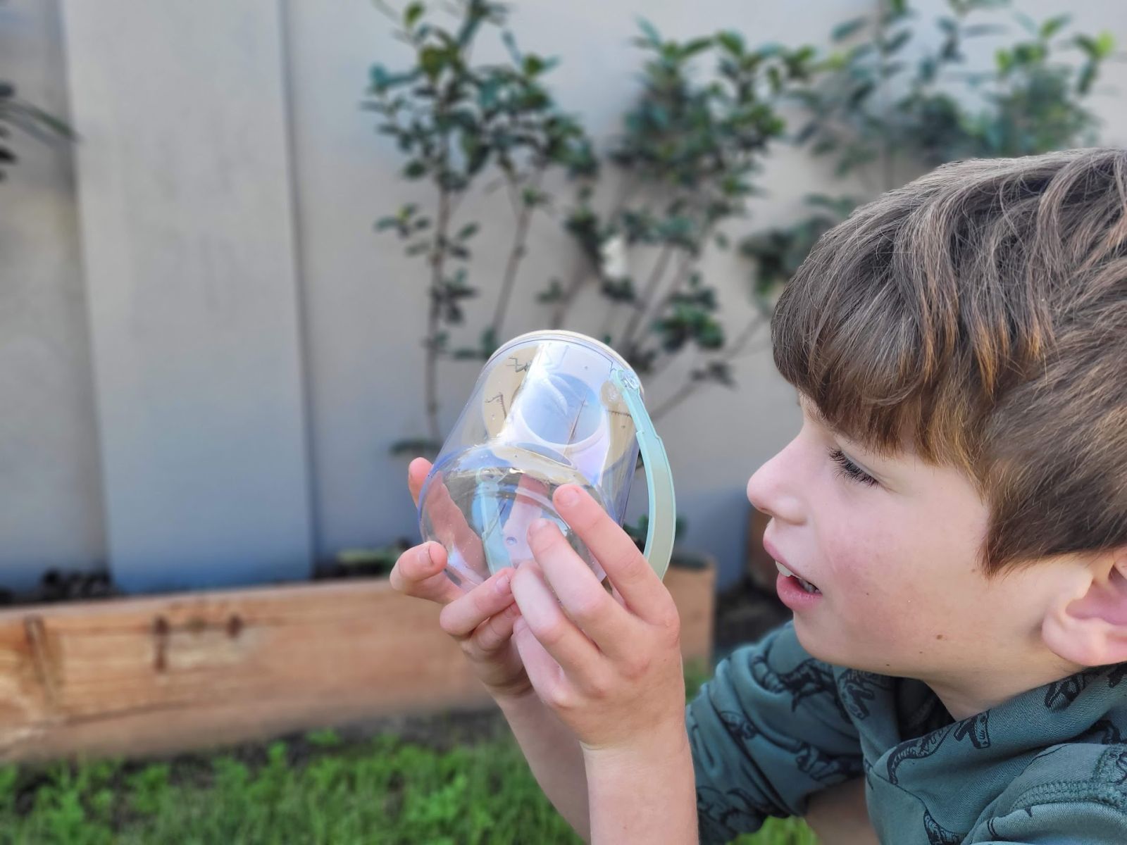 Kids Garden Toy Range - Magnifier Bug Jar